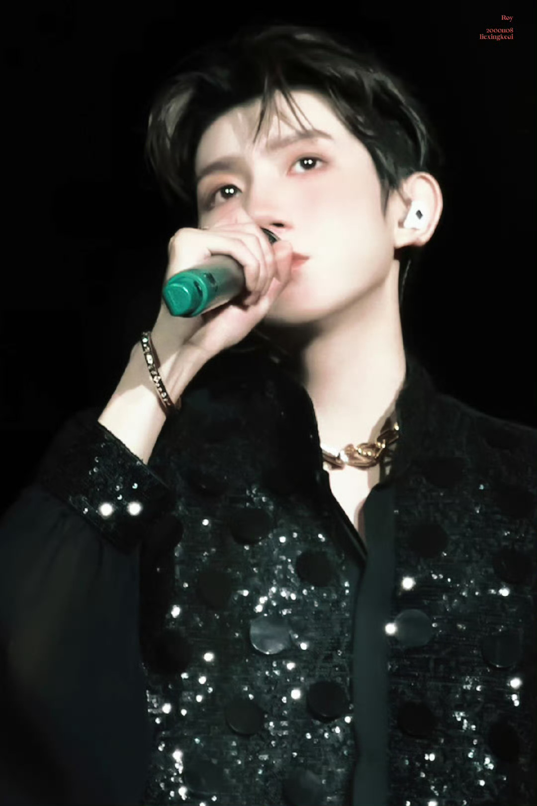 此微博王源女友可见～[彩虹屁]#王源朋友圈三天可见# ​​​