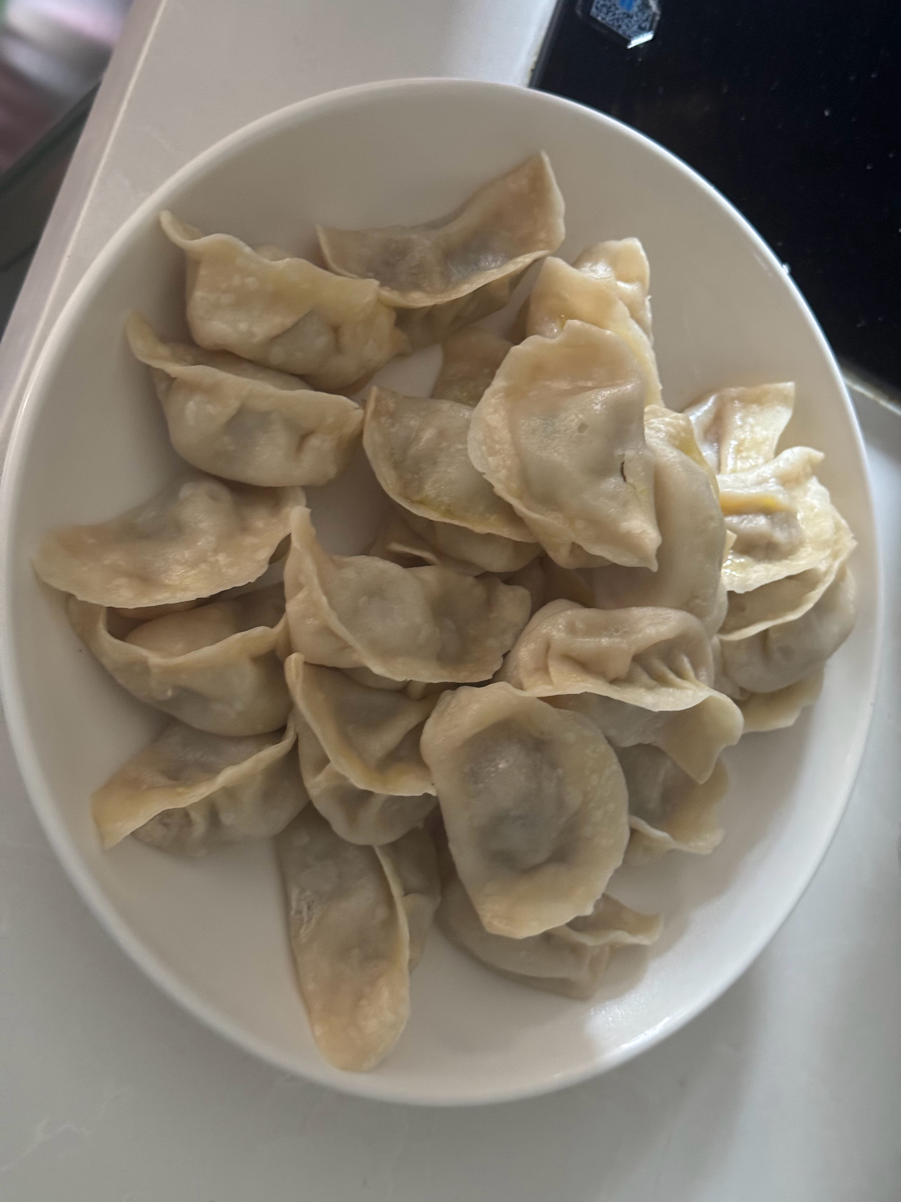 早上整上牛rou蒸饺了，中秋节快乐呀宝子们。一会儿有红包哦。 ​​​