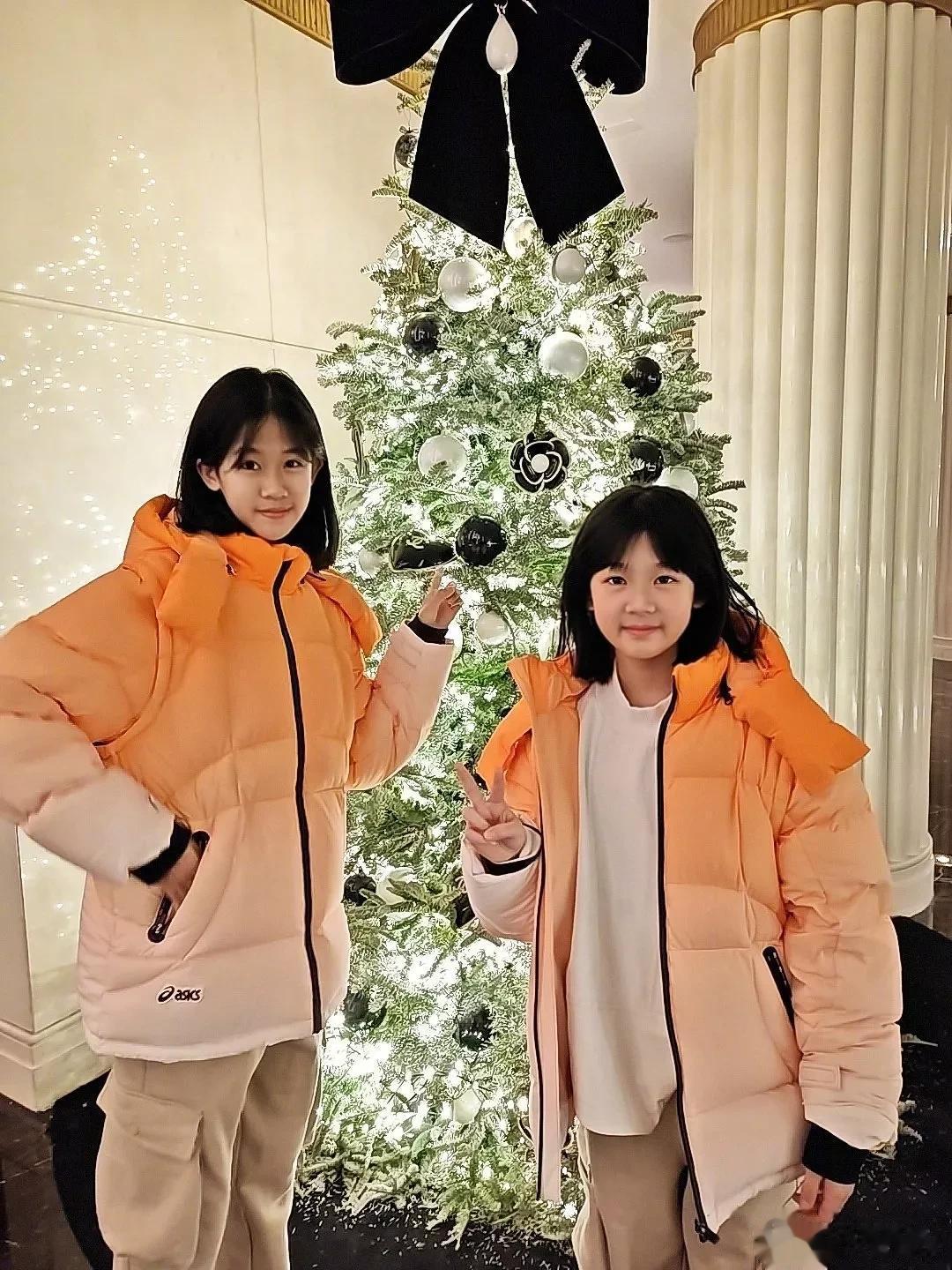 陆毅家这一双女儿，一天一个样，越来越漂亮！