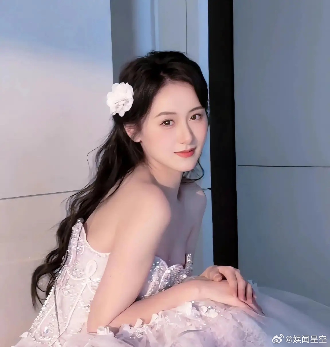 袁冰妍退圈后还真没有平替颜值在娱乐圈也就是中等，就是有灵气，可爱，活泼，霸气都能