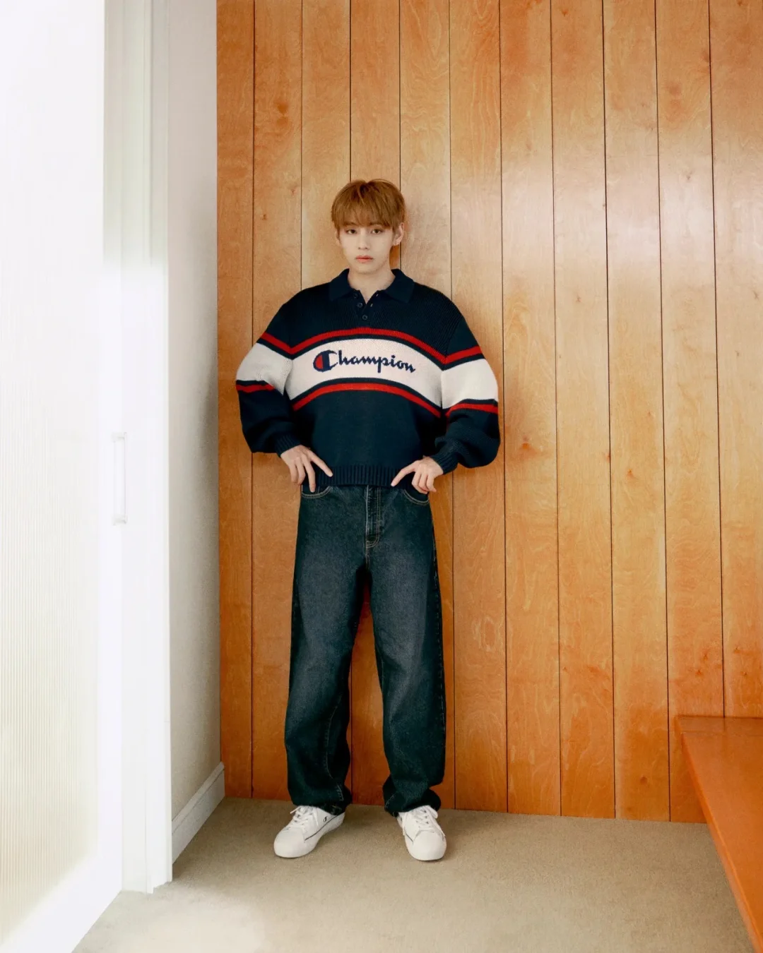 GQ Magazine 更新金泰亨Champion照片
