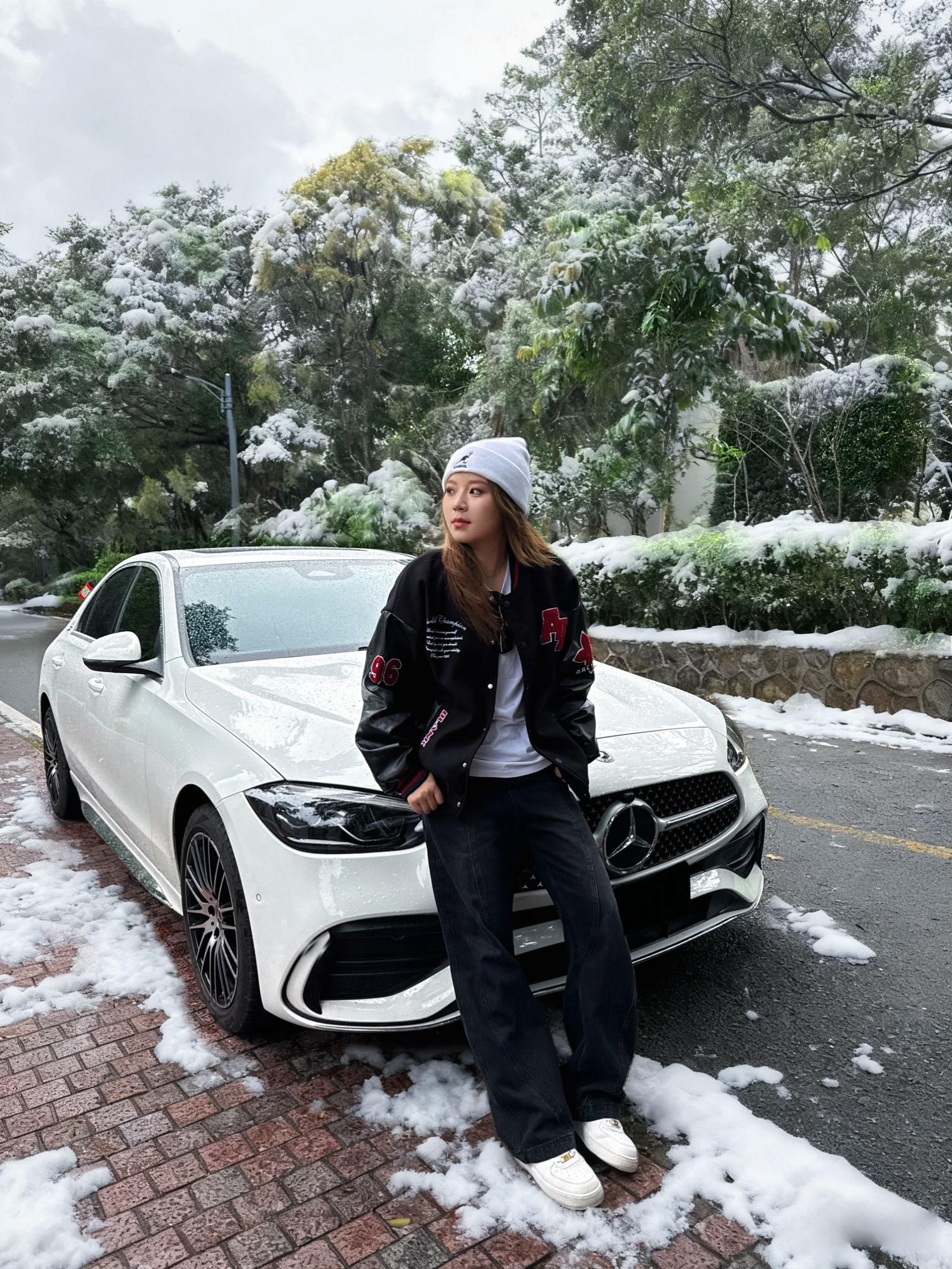 可惜你不坐奔驰 不然下雪了我也能送你回家