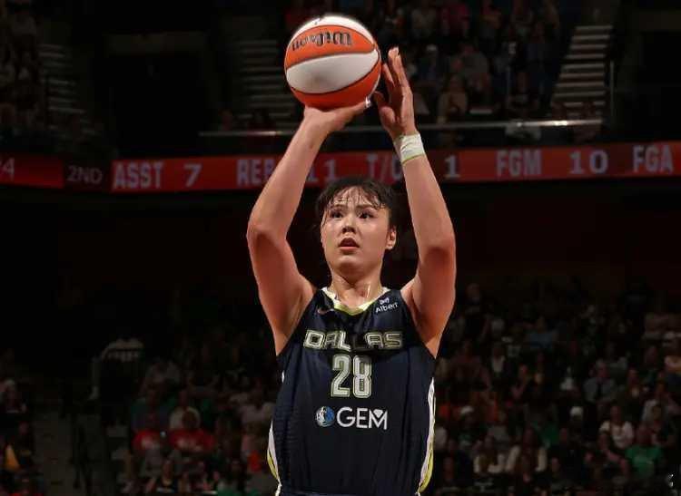 北京时间5月21日，WNBA常规赛达拉斯飞翼客场对阵芝加哥天空，飞翼凭借奥贡鲍尔