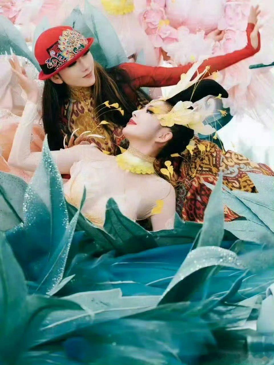 杨丽萍67岁仍在学习AI 不因岁月停下脚步，杨丽萍67岁学千问，用科技赋能传统舞