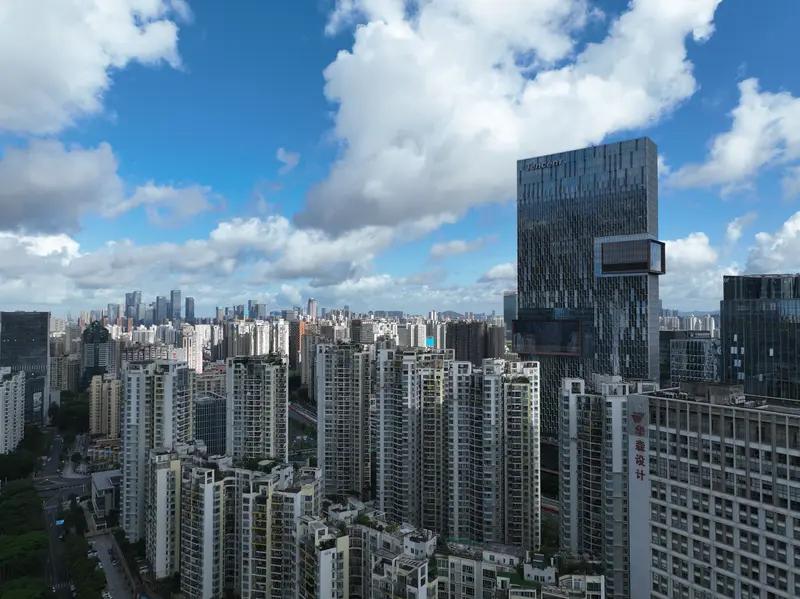 公司福利一夜清零？深圳一公司的“神仙打架”，打工人看完沉默了…
深圳一公司因台风