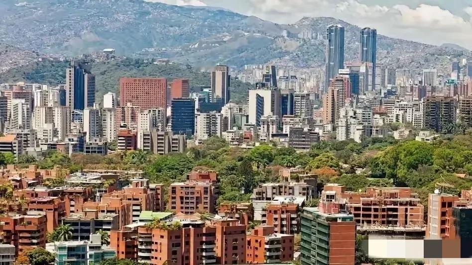 ·l
不扒不知道，委内瑞拉有二十万中国人，其中九成都是广东恩平人，恩平人几乎垄断