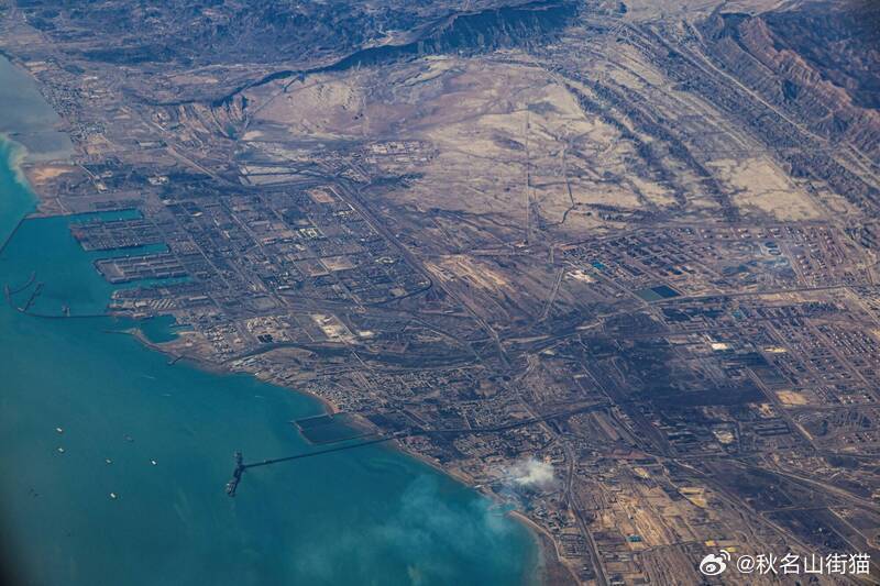 全球33%肥料依赖霍尔木兹海峡运输 中东战火恐冲击美国农业海外新鲜事以美袭击伊朗