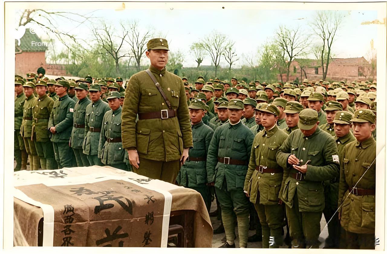 1940年5月16日枣宜战役中，张自忠将军壮烈殉国后，其灵柩运回后方时，第33集