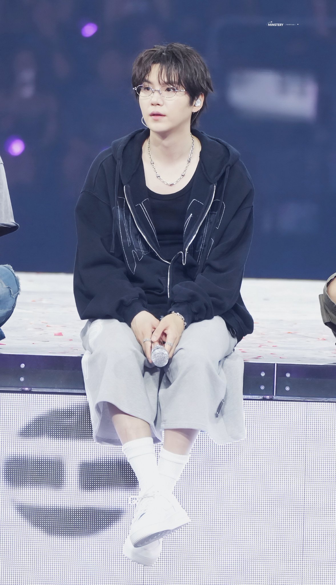 闵玧其 260817阿灵顿D2壁纸来喽cr.minstery_0309/btsf