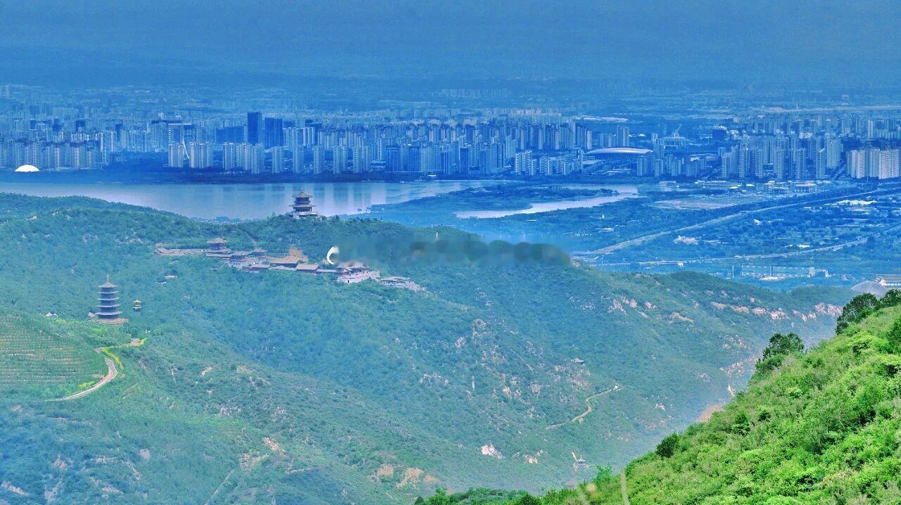 暑期游山西太原成热门    暑期即将开始，旅游市场迅速走热。旅游在线平台飞猪7月