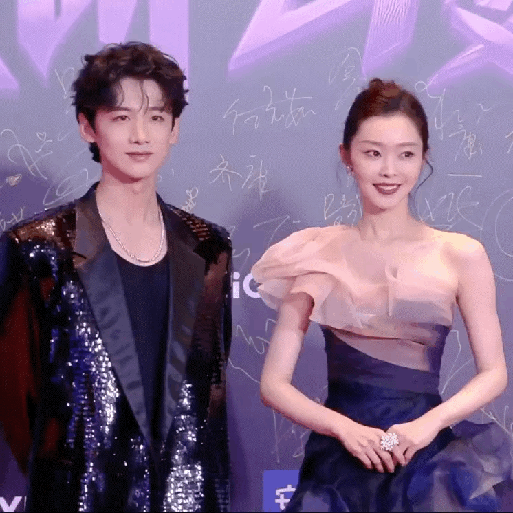 在谈vs分了vs营业 ，这诠释太绝了！

瞬间引起了网友们的关注点！这诠释是相当