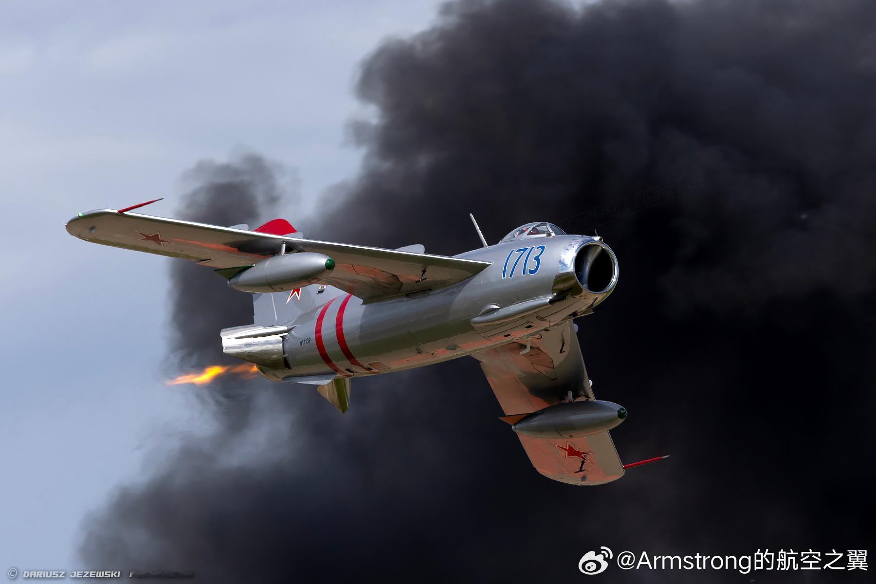2025EAA航展上的米-17 ​​​