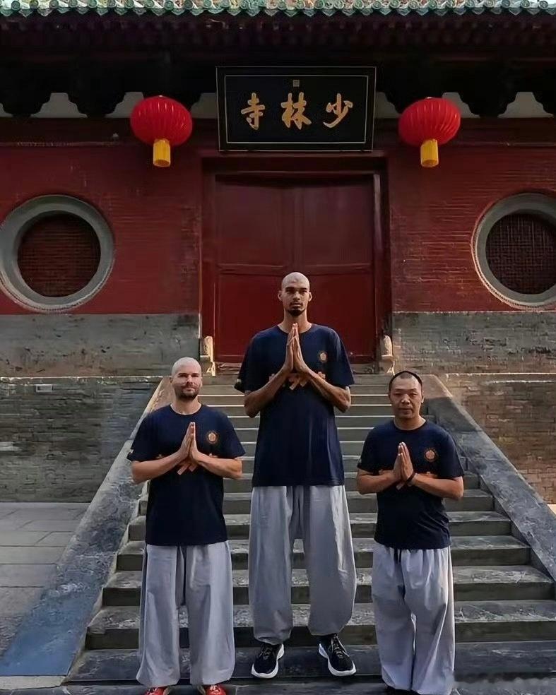 作为一名职业运动员，多数时候我们的体能力量训练都是专项体能训练，为了更加适应这个