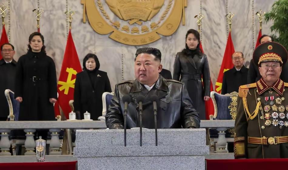 金正恩的一句话，直接改写了全球核力量格局！
 
朝鲜传来最新消息，2月25日，朝