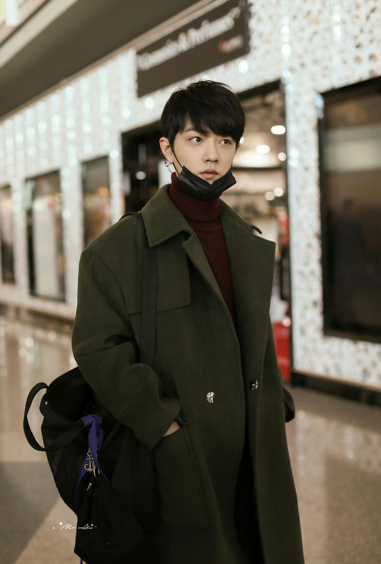 ——ʚ₁₀₀₅ɞ—— 肖战 

爱豆小赞，私服真好看！青葱帅气！

肖战@肖战 