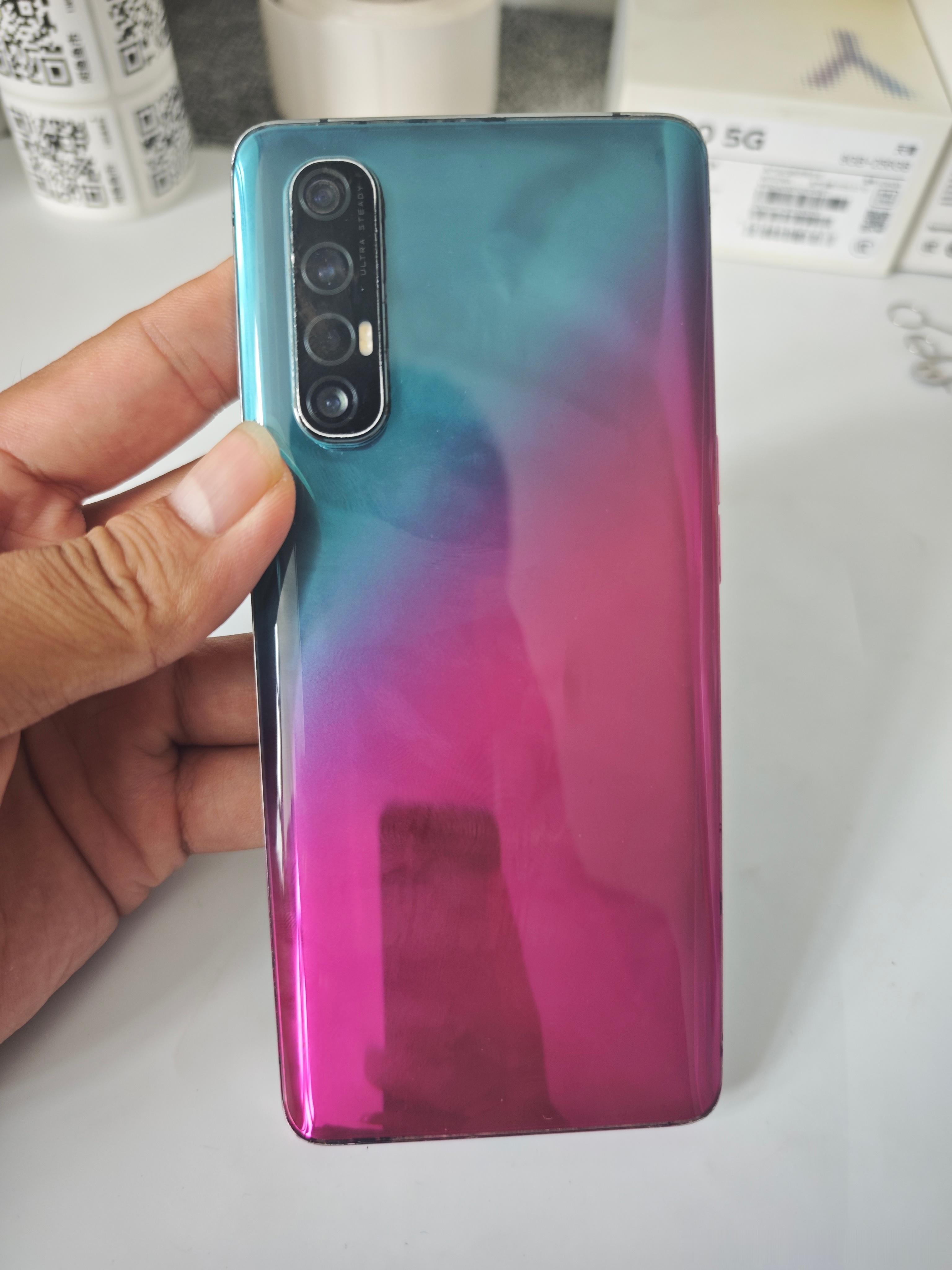 为什么128GB的手机还在出其实把也能理解！一方面，便宜啊！这两年存储芯片一直在