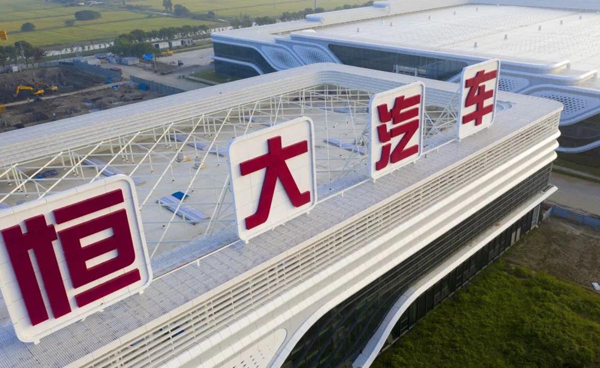 埃安，再次撕下了同行的遮羞布！近段时间，新能源汽车市场正在上演残酷的淘汰赛，比如