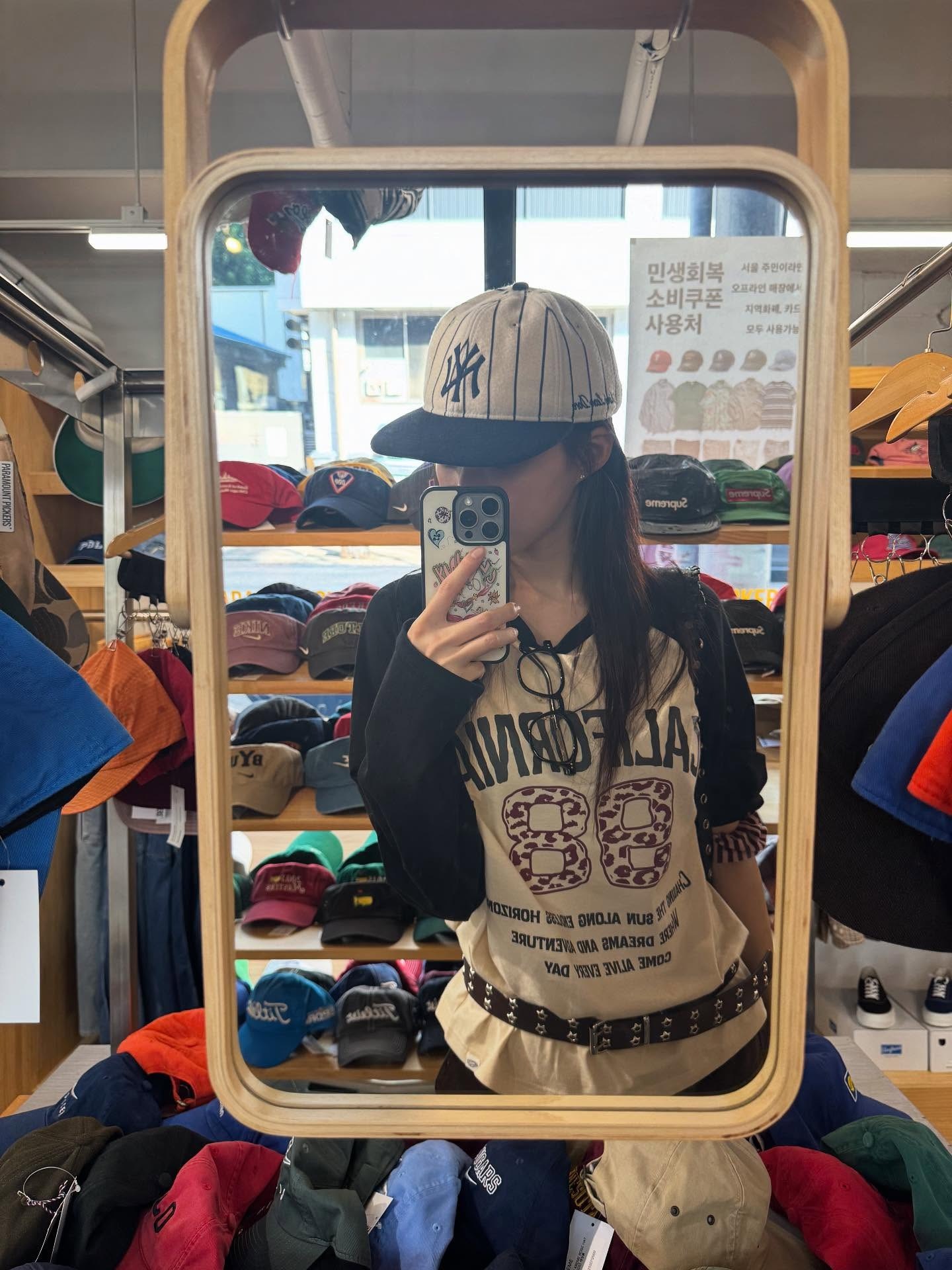 Weeekly Zoa赵慧洹 🖤🤎 ​​​