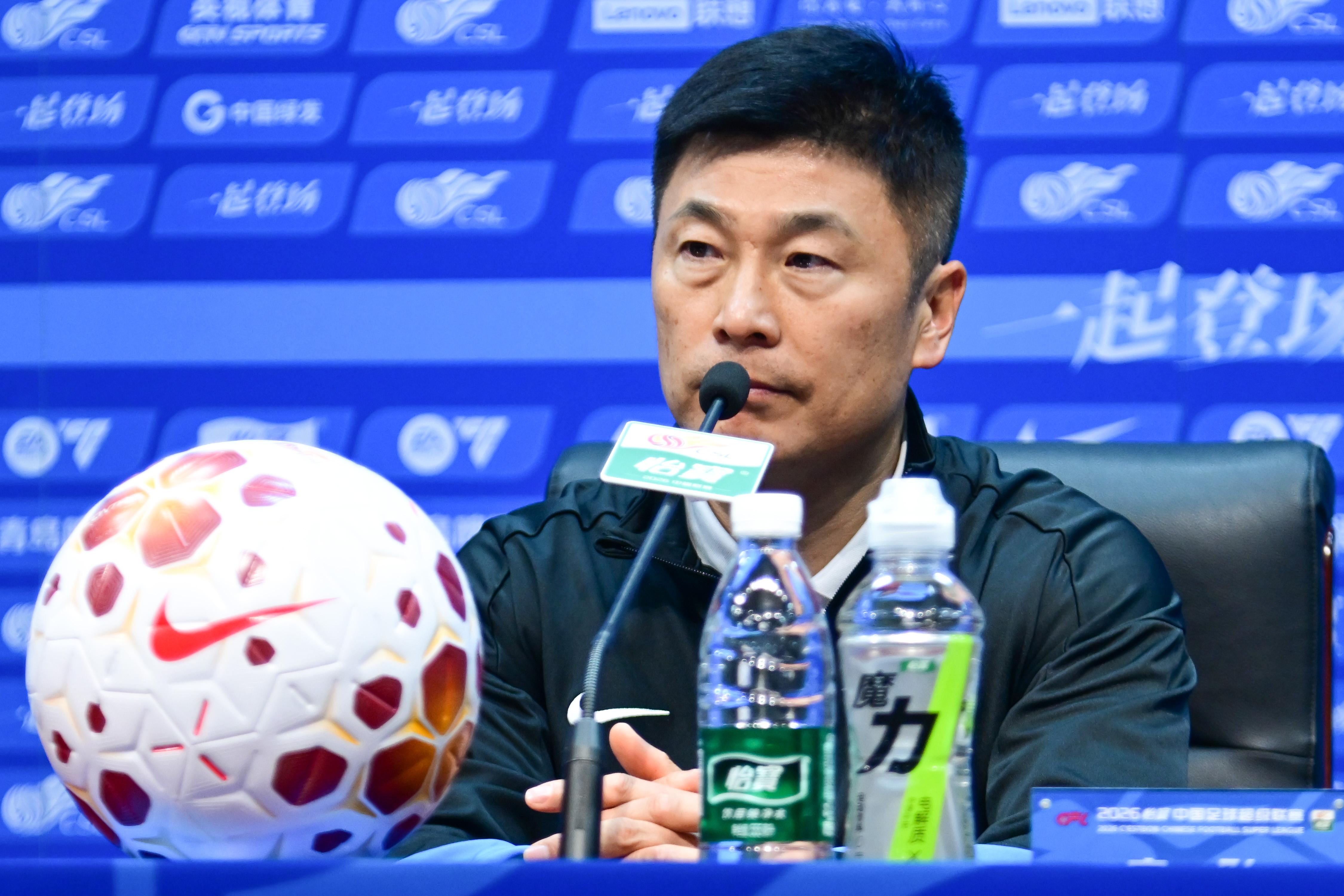 李国旭：我们队的球员都是战士；队内有伤病就尝试新踢法