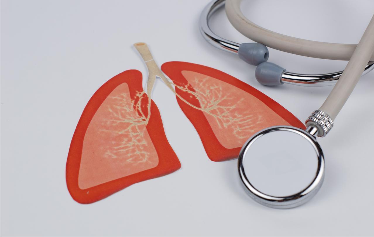 当呼吸受阻，心脏何以负重？——慢阻肺如何一步步“拖累”心脏
作为呼吸科专家，我们