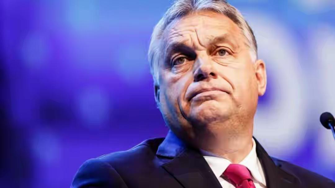 西方的大选很多时候给人的感觉就是过家家。
这一次匈牙利大选结束了，掌权16年的欧