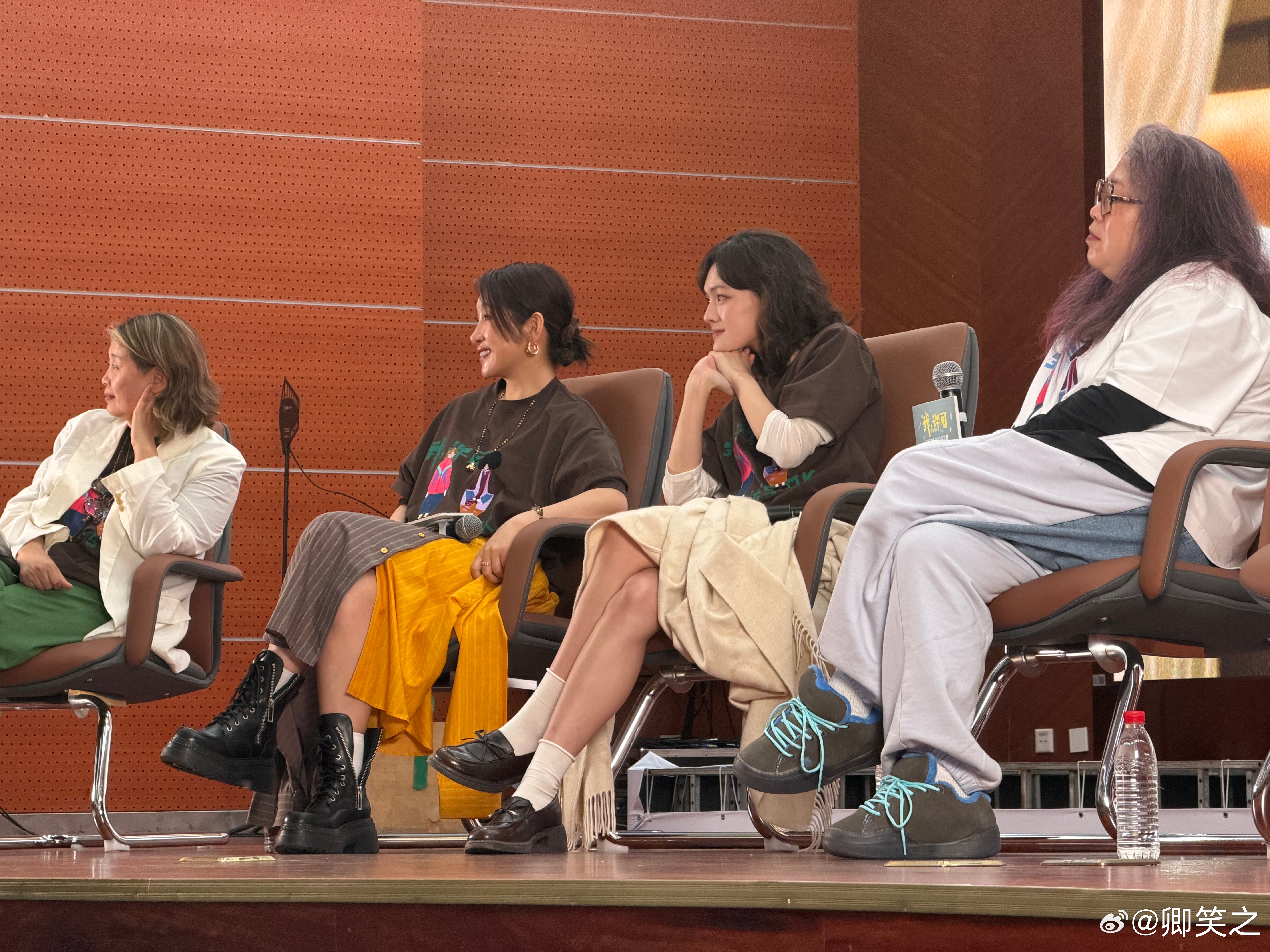 文淇我许可点映口碑  《我，许可》让观众笑中带泪，许可角色鲜活逗趣，母女羁绊感人