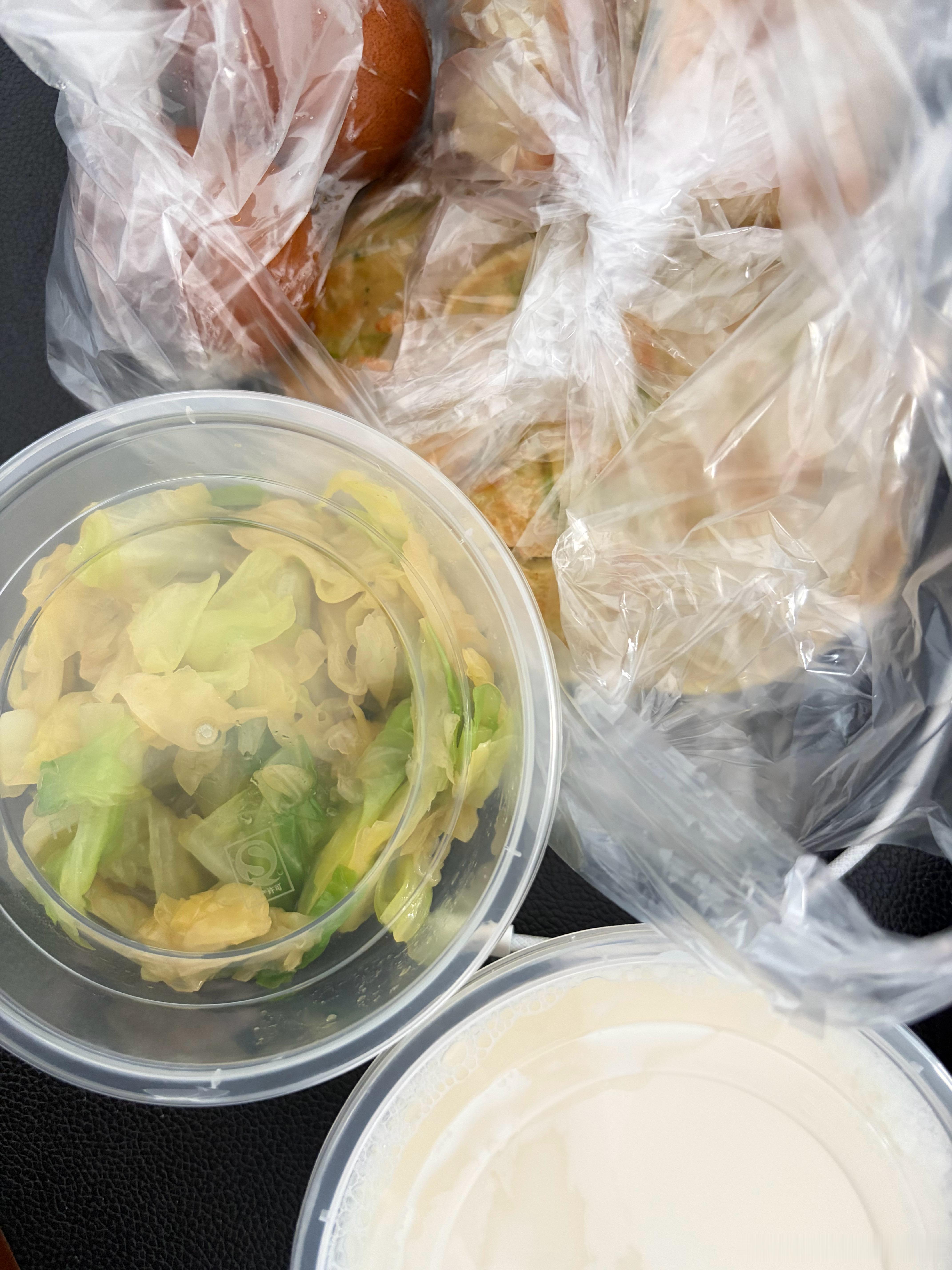 吃饭吃饭 