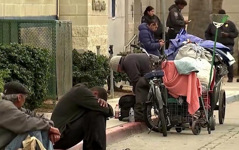 真没想到，在2025年，我才知道美国的斩杀线是什么东西。美国人的嘴可真严。

或