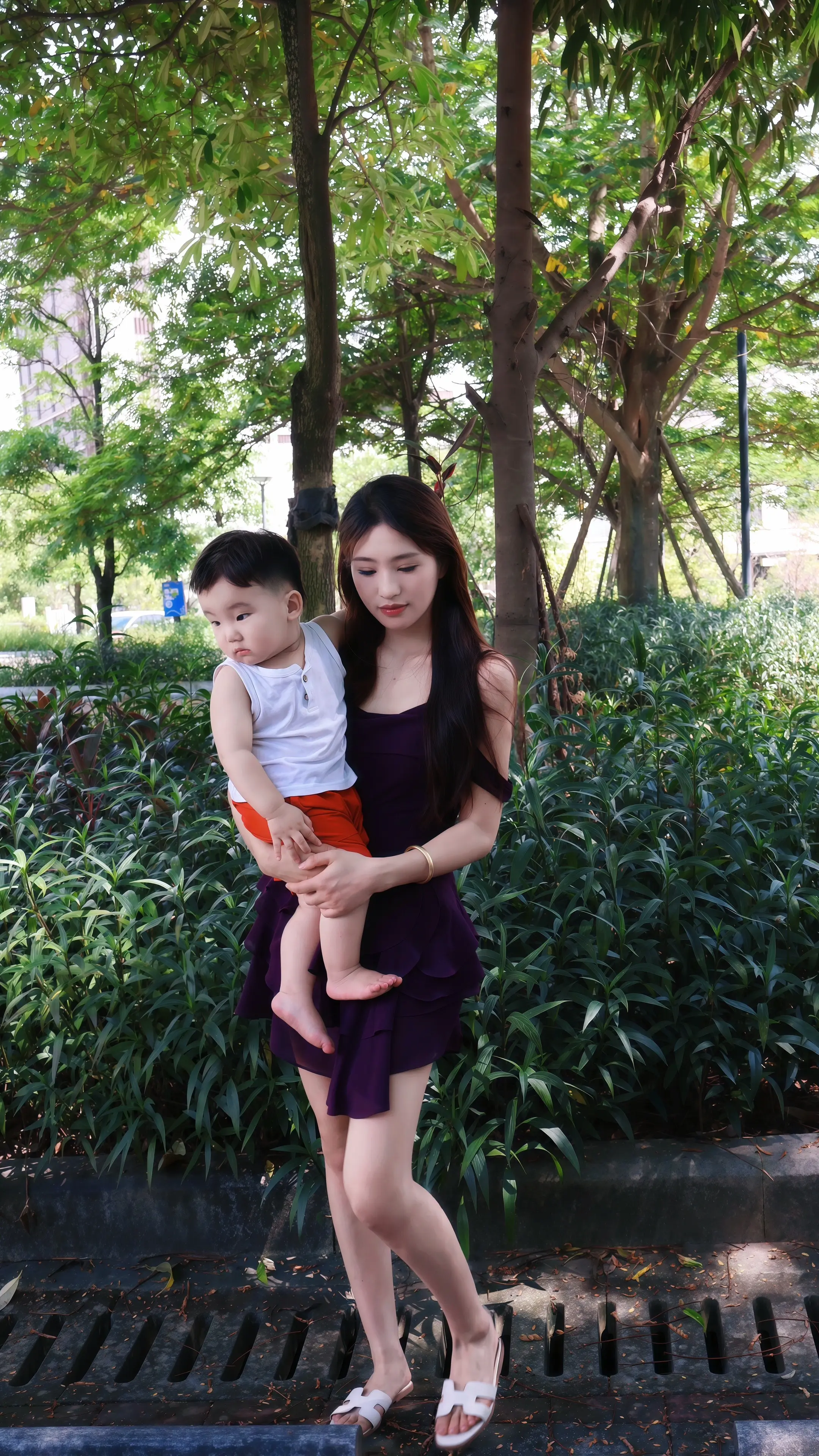 妈妈，这个角色是幸福的，但不快乐