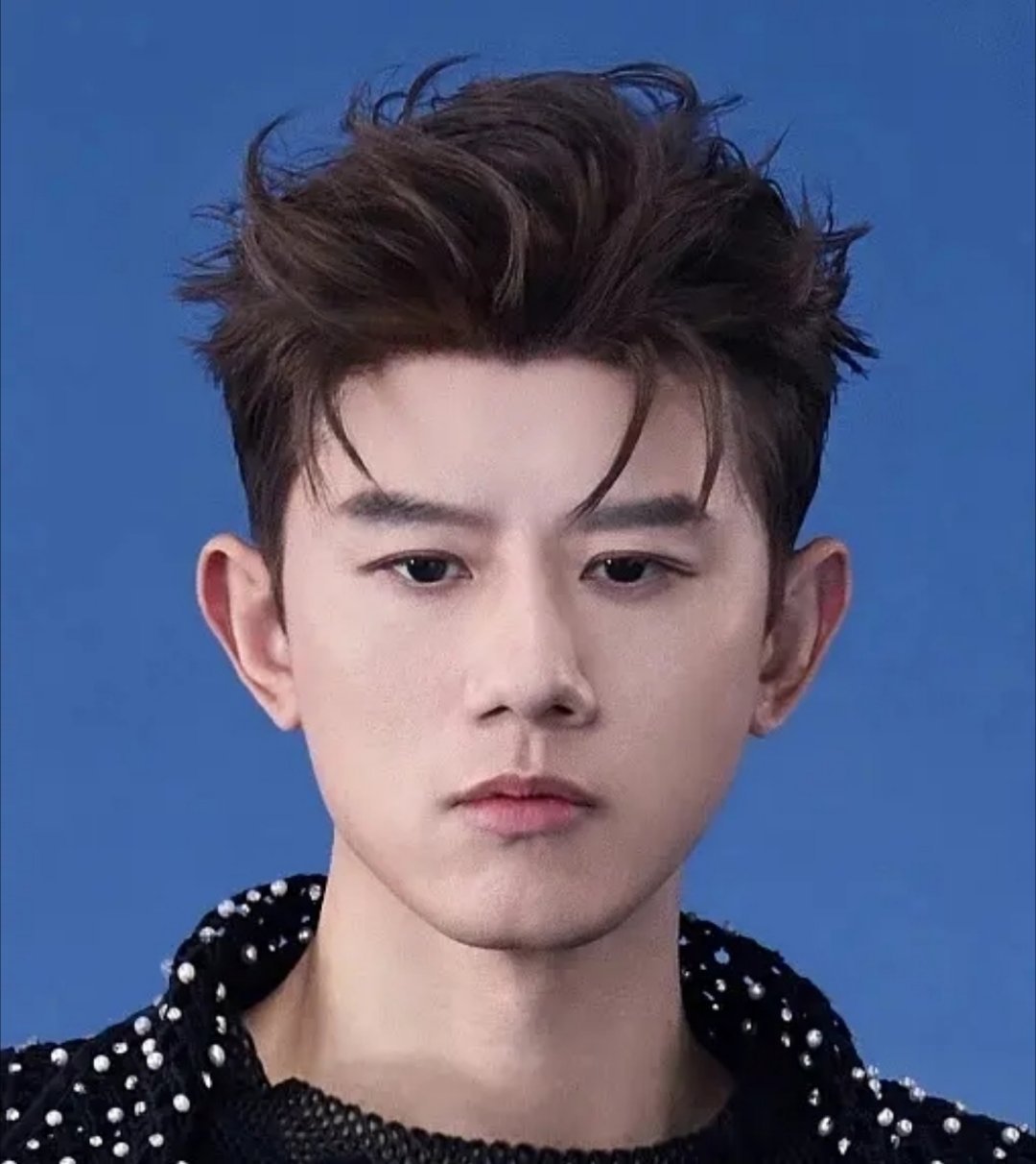 张杰状态属实不错，就是有点像李荣浩了 