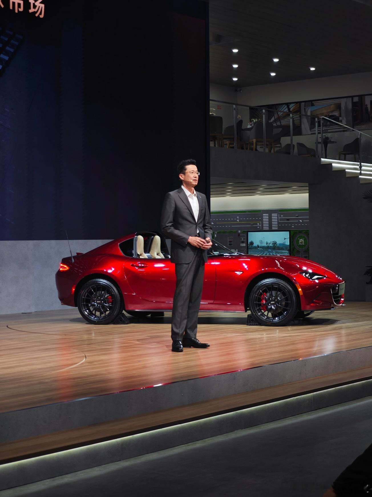 官方引进MX5这事属实吗，怎么传的都有，属实的话就买一个，感觉这车特别适合