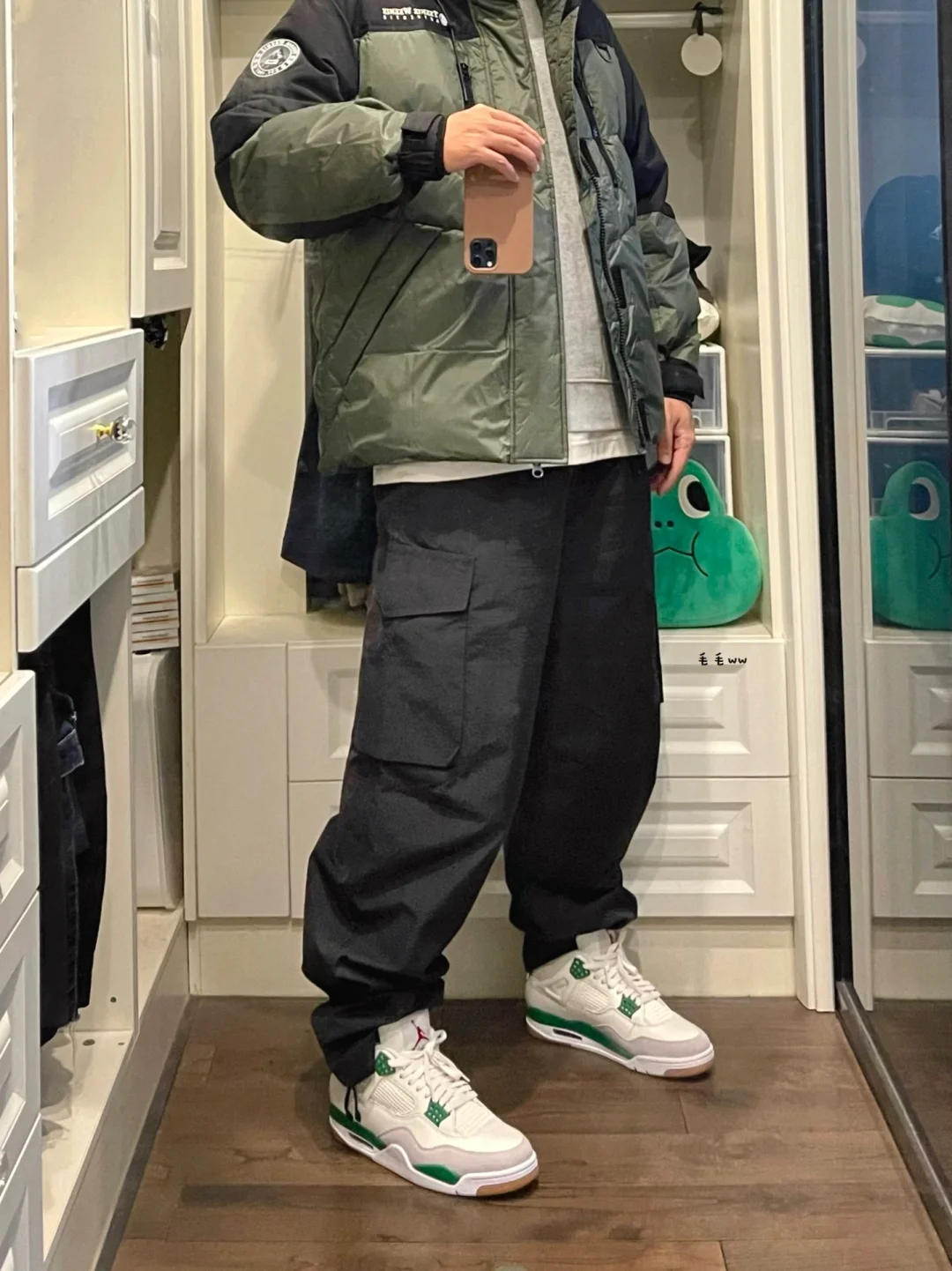 乔四绿松石｜羽绒服穿搭