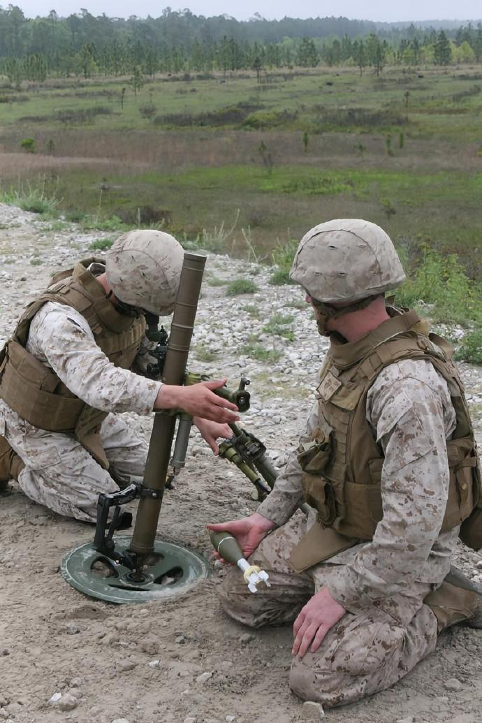每天认识一件兵器 M224迫击炮M224迫击炮（M224 mortar）是美国于