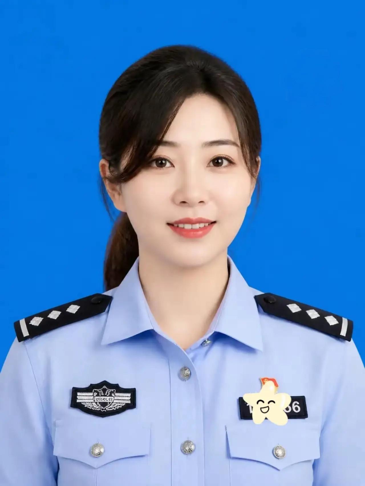 很多人对户籍民警的印象，就是坐在窗口后面，帮大家办户口本、身份证，处理各种各样琐