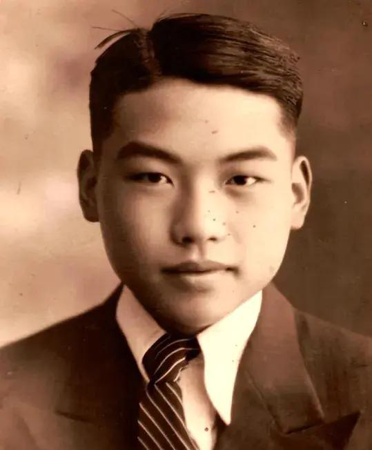 1949年，熊向晖见到周总理后，问出多年的疑惑：“胡宗南当年知道我的身份，怎么就
