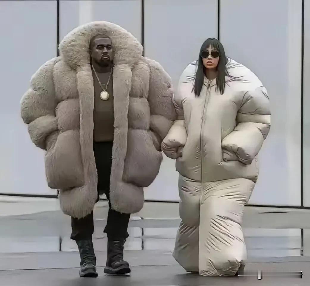 不懂就问，这样怎么上厕所啊？