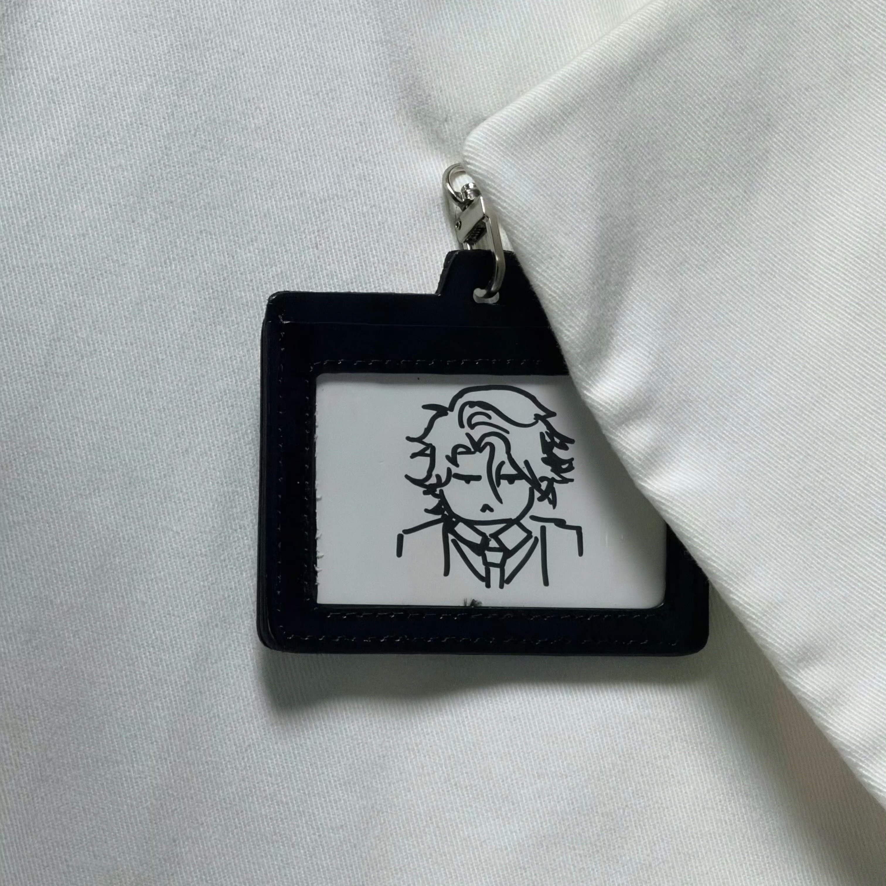 桥豆麻袋。是谁说蒲熠星把铃兰画成了JY？