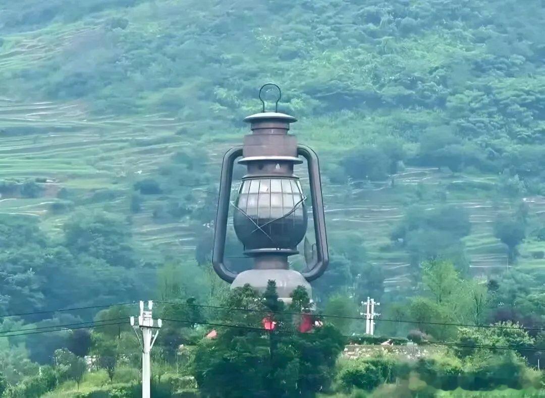 【陈先义｜毛主席的那盏马灯点亮了黎明】一首歌，一首彝族民歌，在大江南北广为流传，