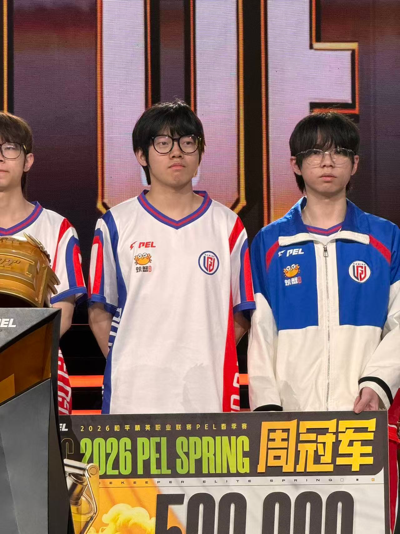 LGD天周决赛MVP天神神了 操作与意识双双在线，天拿下周决赛MVP，用实力诠释