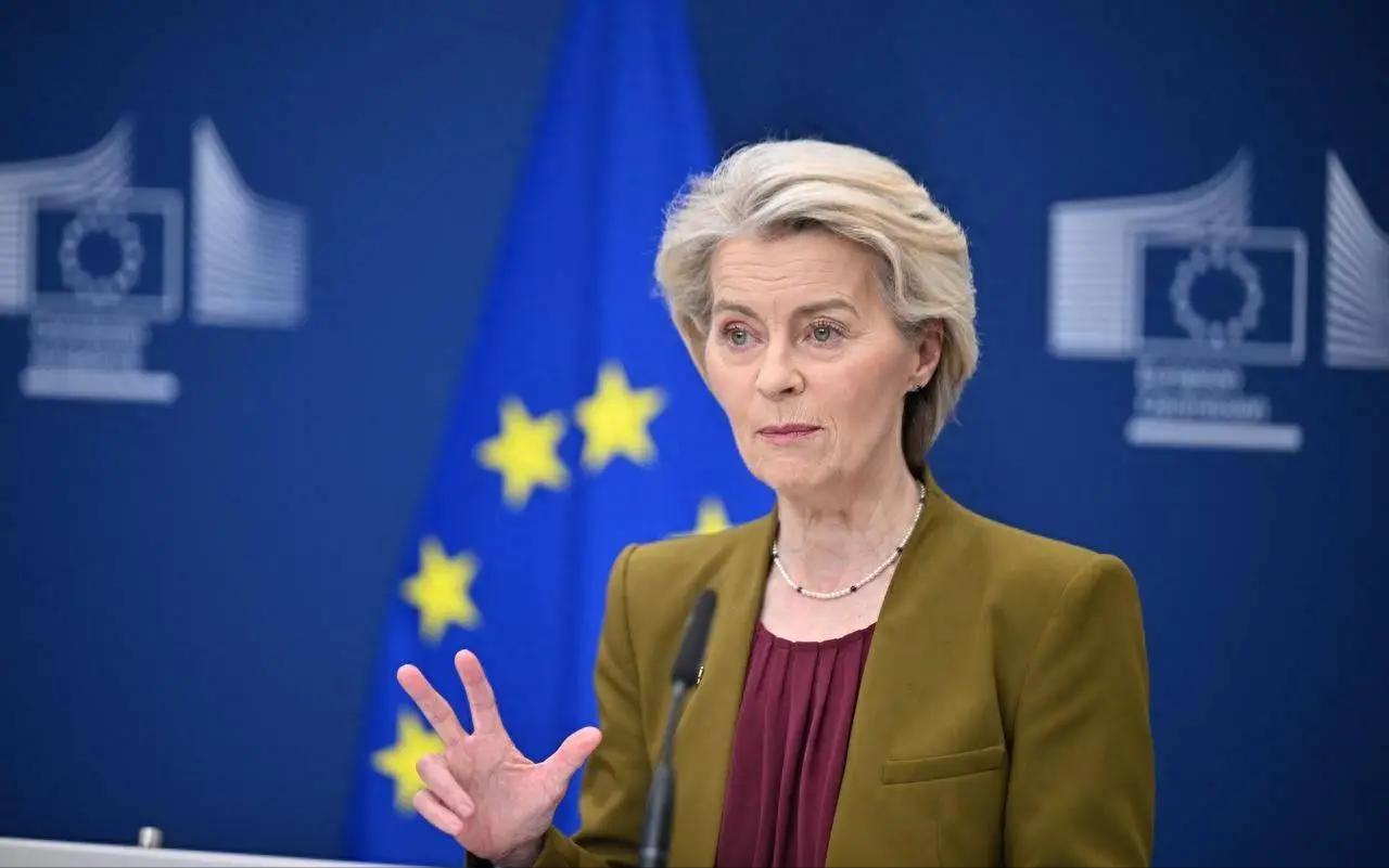 欧盟不装了，逼英国对中国电动车加征45%关税。9月底，欧盟直接发难：要么乖乖跟着
