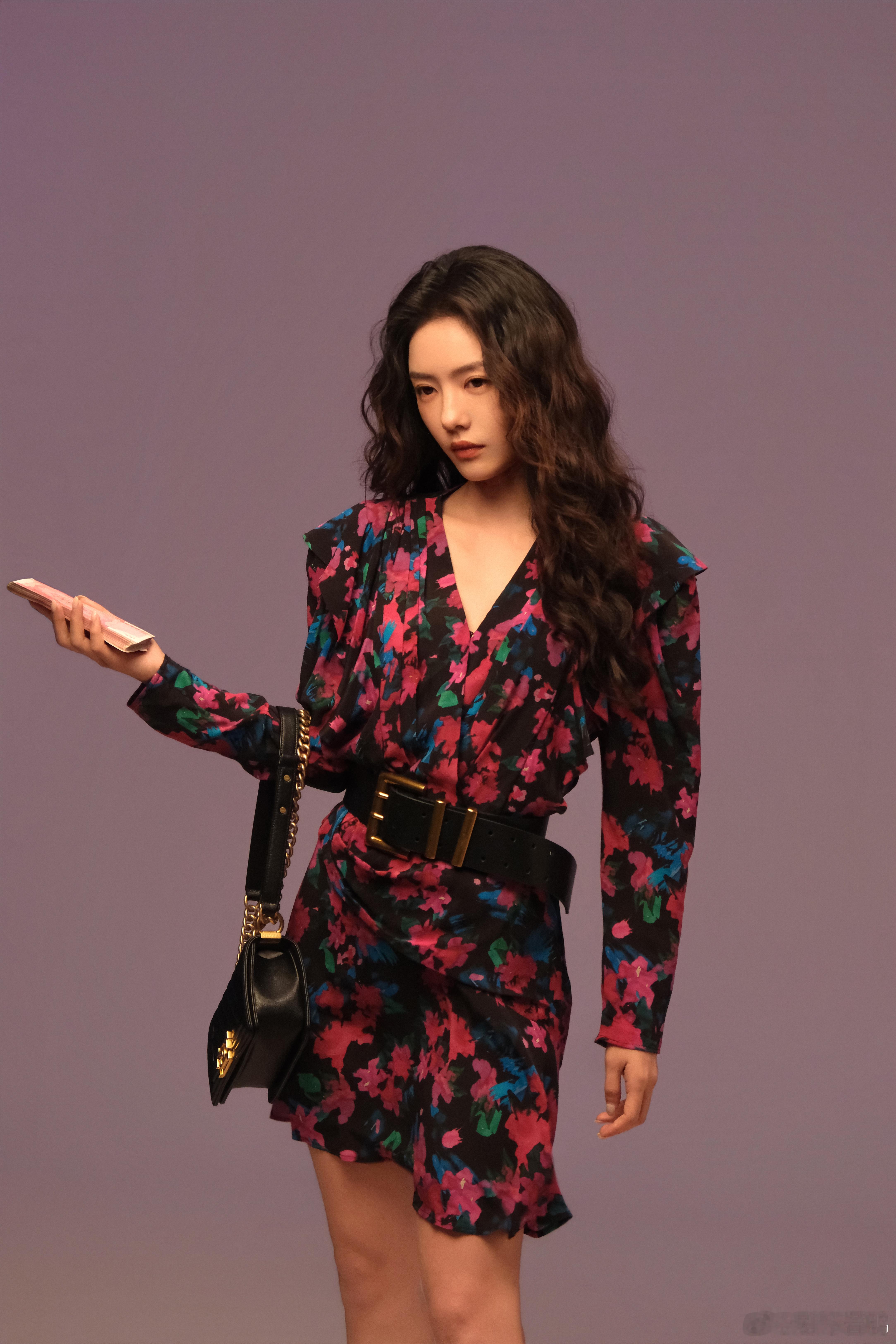 蔡文静新剧净惹些亡命之徒 🚨蔡文静新剧又踩在危险边缘！对象是亡命之徒，感情是极