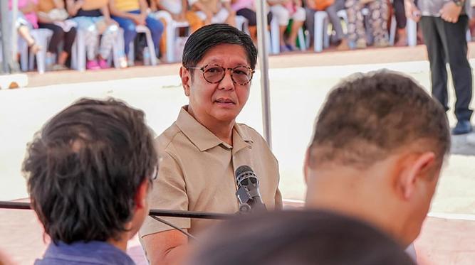 重磅！中方发出讨贼檄文后，马科斯面临弹劾，或已做好流亡准备

当地时间1月13日