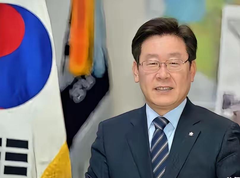 全球能源紧张，韩国率先发起公用车（油车）限行制度，开展“节油运动”

3月24日