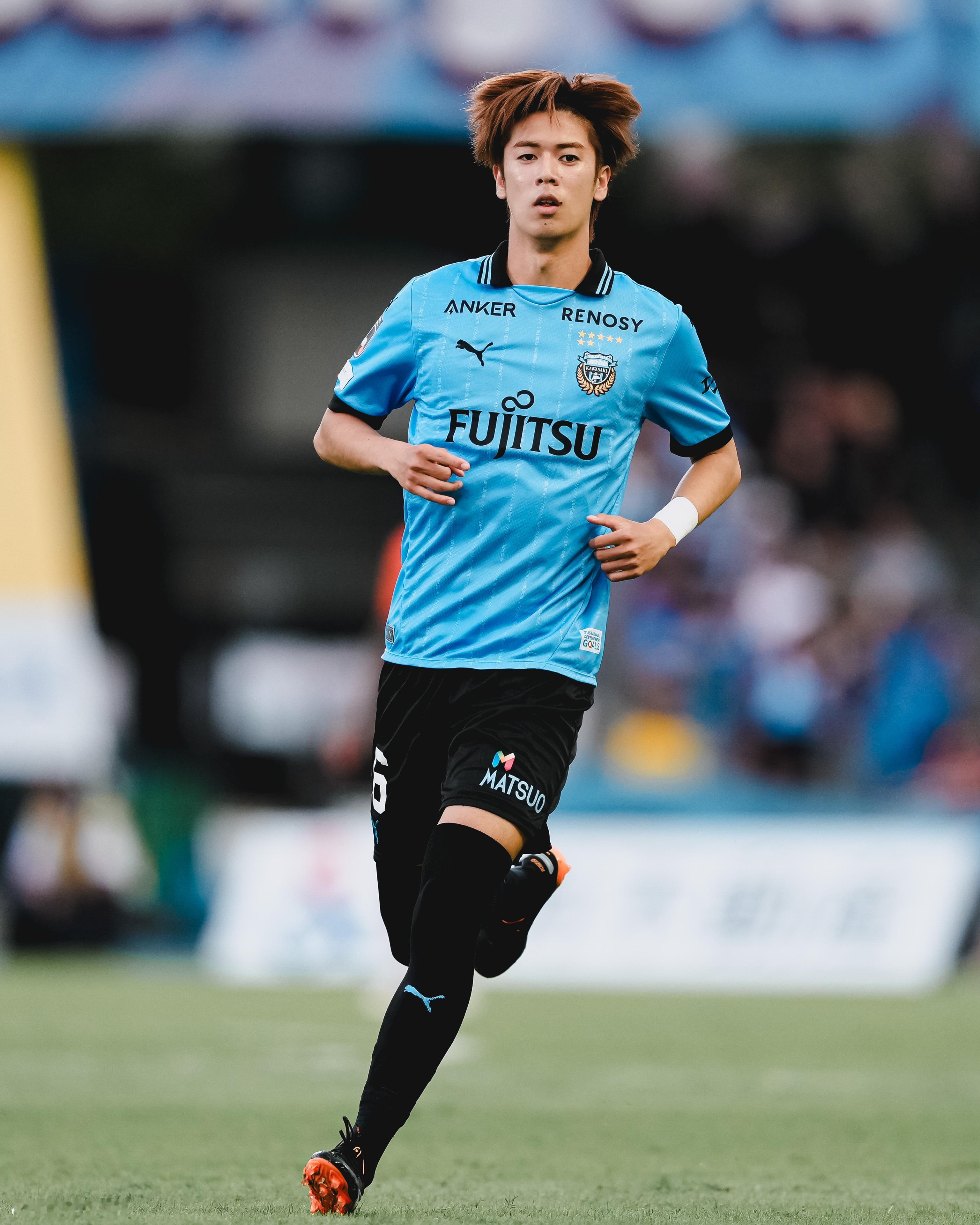 今天是大関友翔选手21岁的生日🎂川崎前锋日本足球