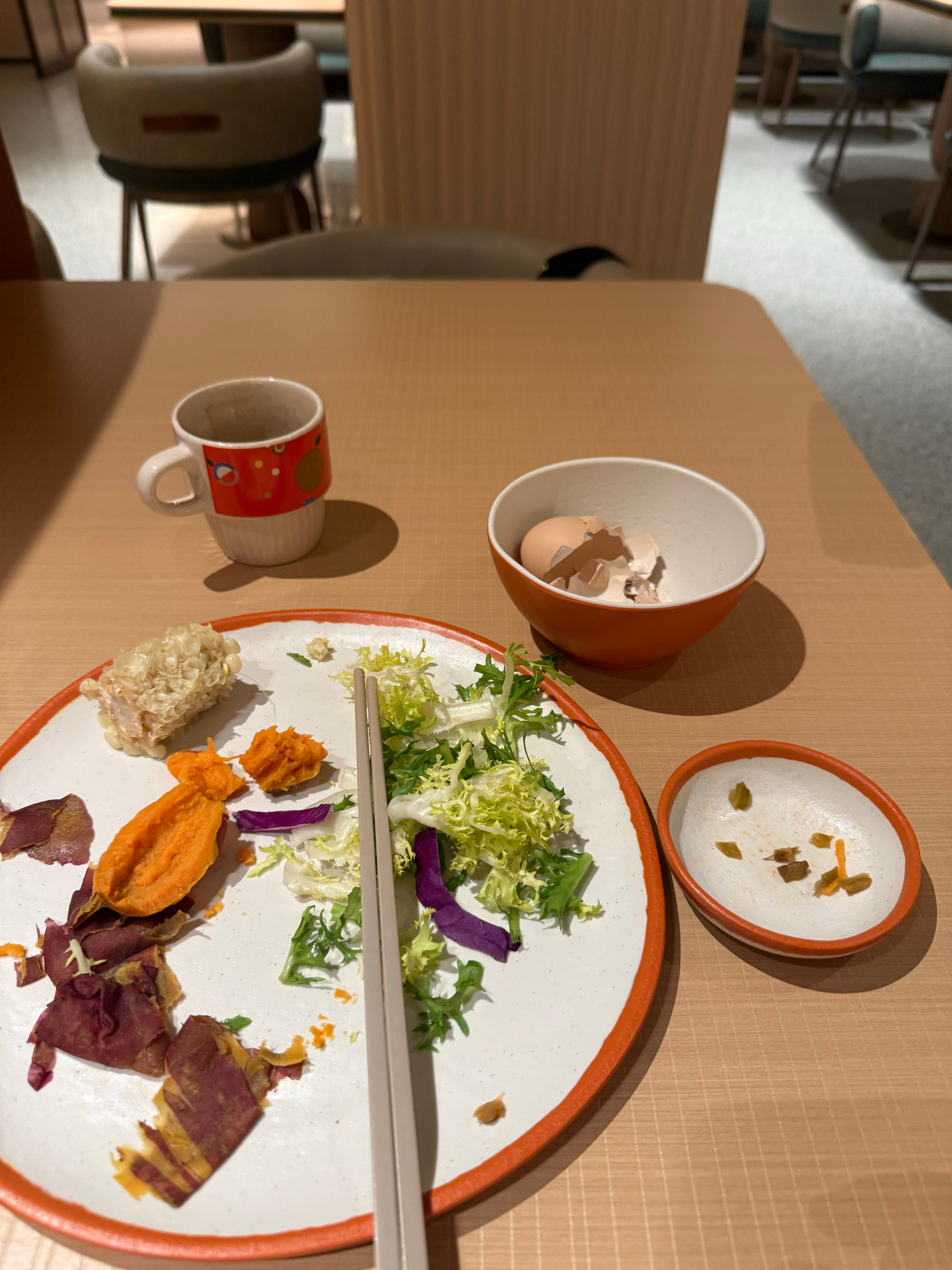 就是说人这玩意啊。你要是想瘦别整天上网上看又研究好吃的减肥餐。我用实践告诉大家。