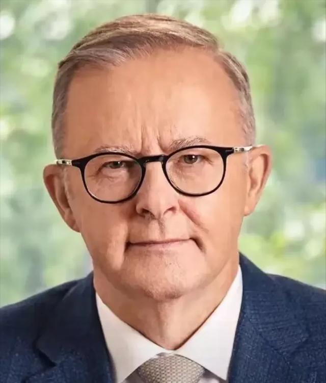 澳大利亚突然宣布了！10月12日，据澳大利亚《时代报》消息：澳大利亚宣布要和美国