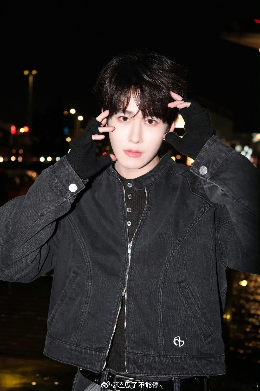 田嘉瑞情人节营业照，专门卡点1314！ 