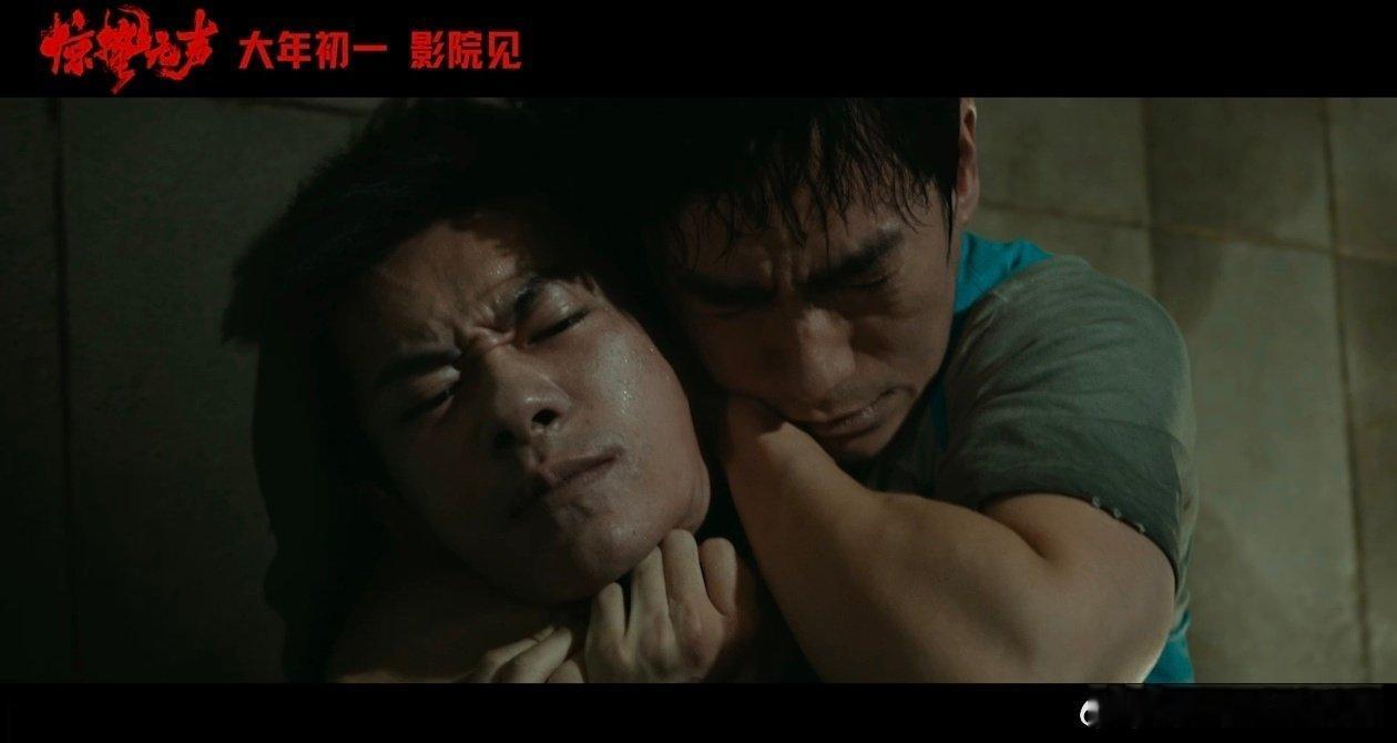 想看惊蛰无声第二部 现在满脑子都是剧情，上班都在想那个结尾到底什么意思，导演给个