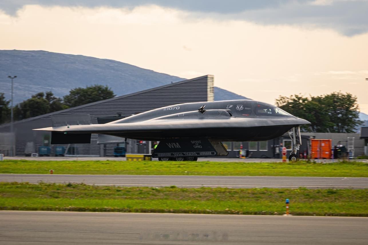 🇺🇸B-2在🇳🇴 ​​​