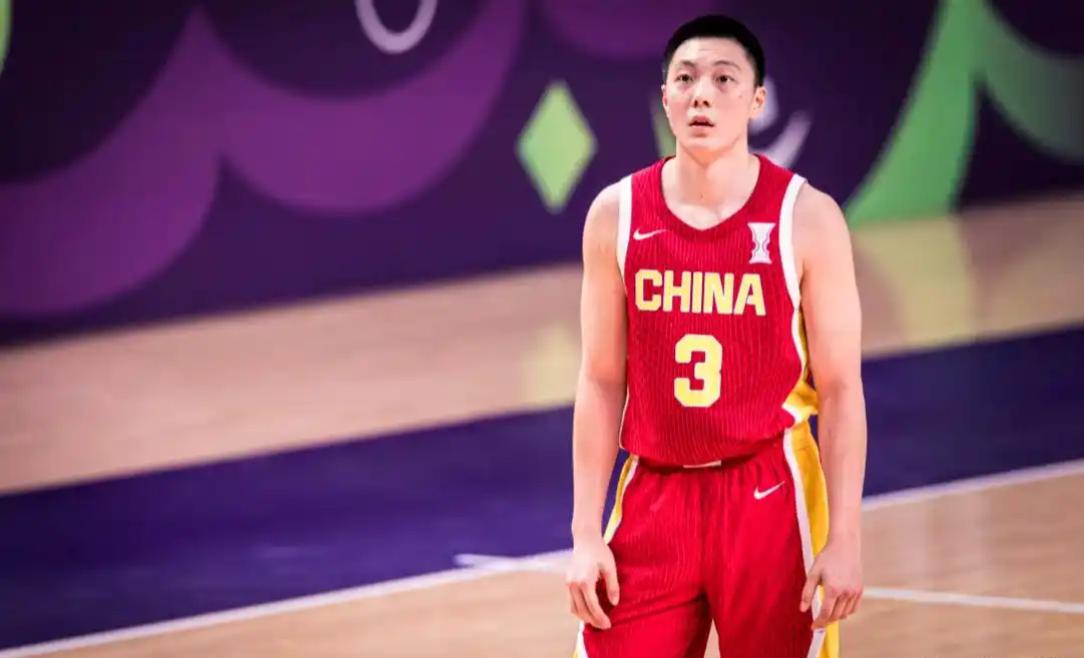 在今日头条上，“上头条聊CBA”已成为球迷热议的话题，当前‌2026年2月的CB